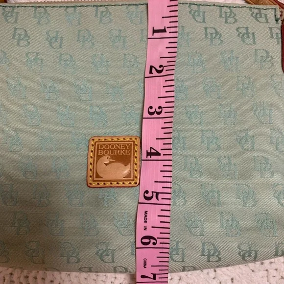 Dooney & Bourke Mint Green Crossbody Bag - Picture 4 of 9
